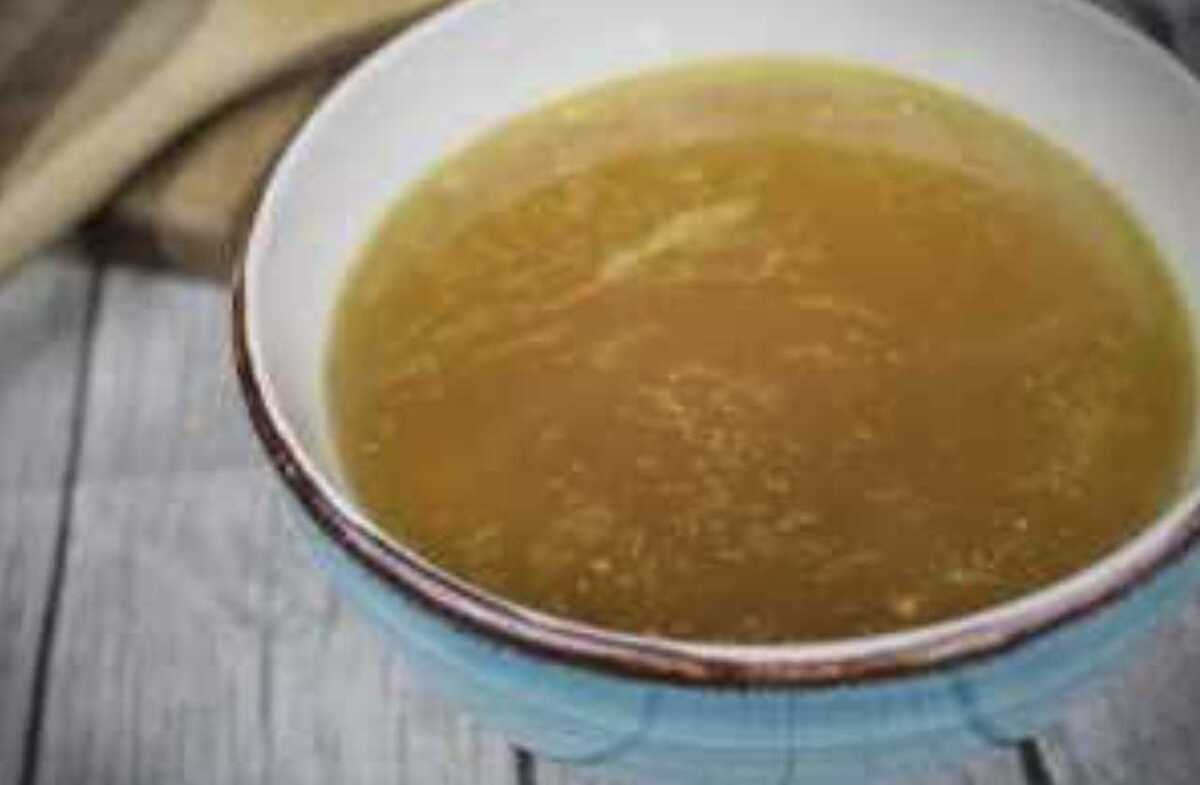 Nourishing Bone Broth: A Guide to Benefits & Recipes